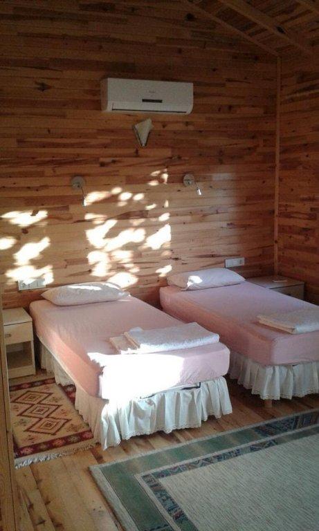 Чиралы: Вилла Halil Bungalow