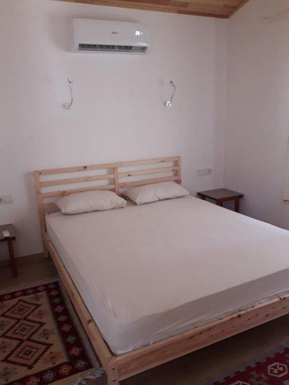Чиралы: Вилла Halil Bungalow