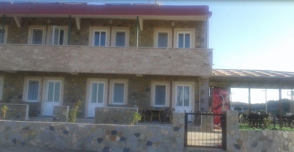 Зейтинликой: Gokceada Batihan Hotel