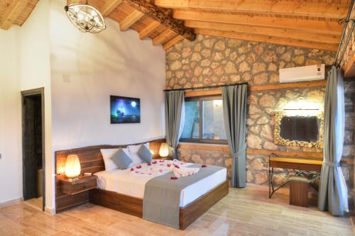 Патара: Ottoman Lodge