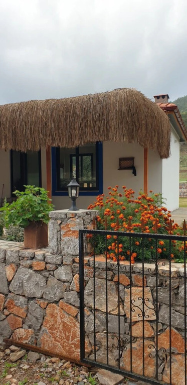 Даламан: Kovan Bungalow