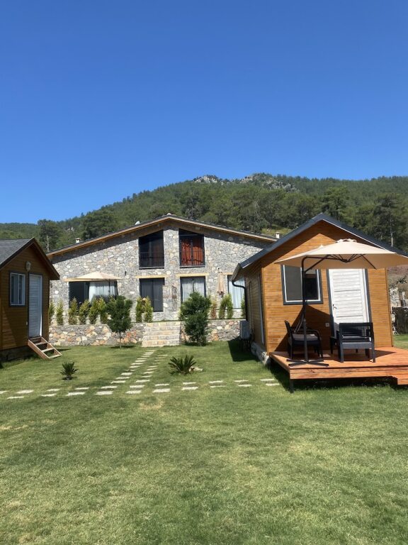Даламан: Kovan Bungalow