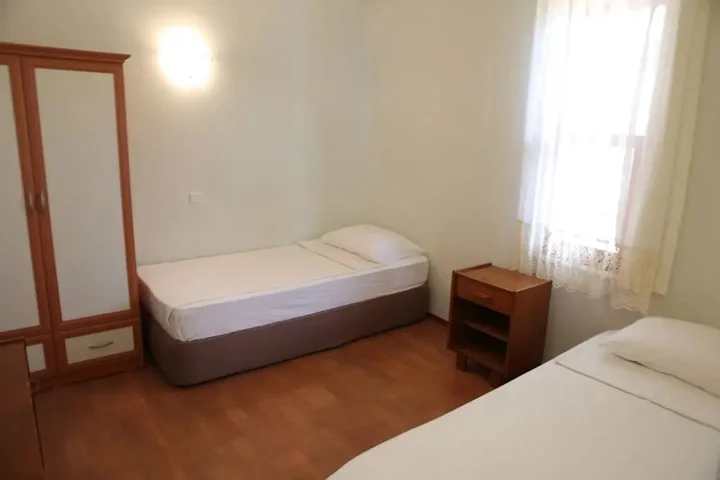Кемер: Erol Apart