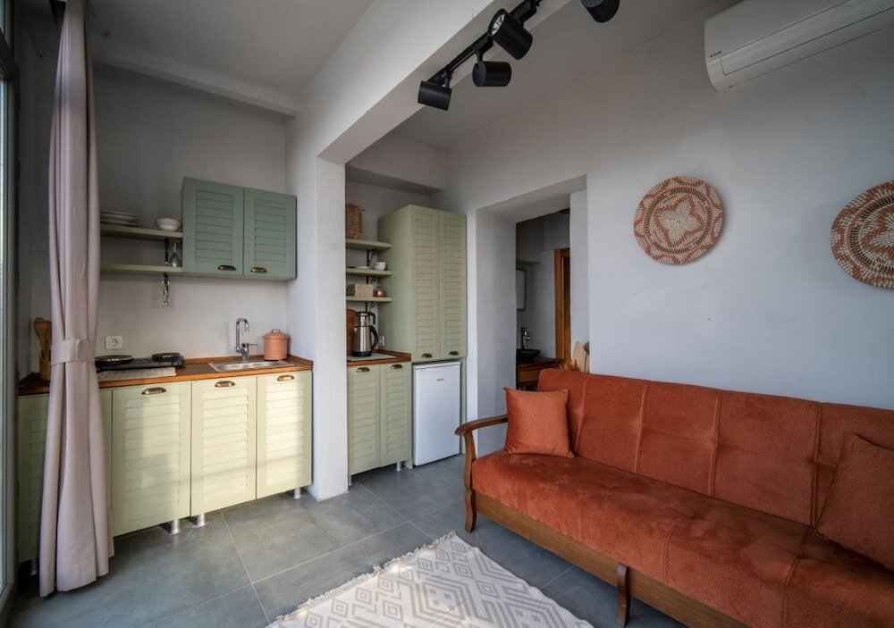 Güney'in 5 Odasi — фото 1