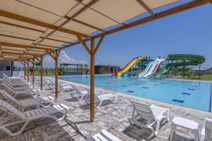 Аксу: Royal Towers Hotel Lara