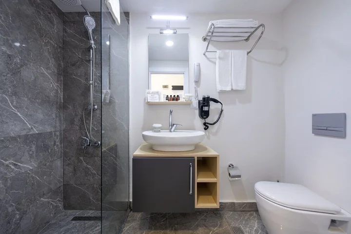 Аксу: Royal Towers Hotel Lara