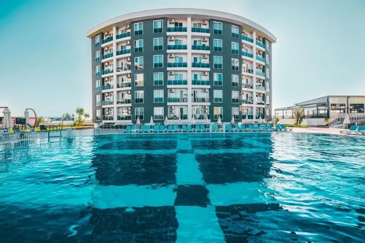 Аксу: Royal Towers Hotel Lara