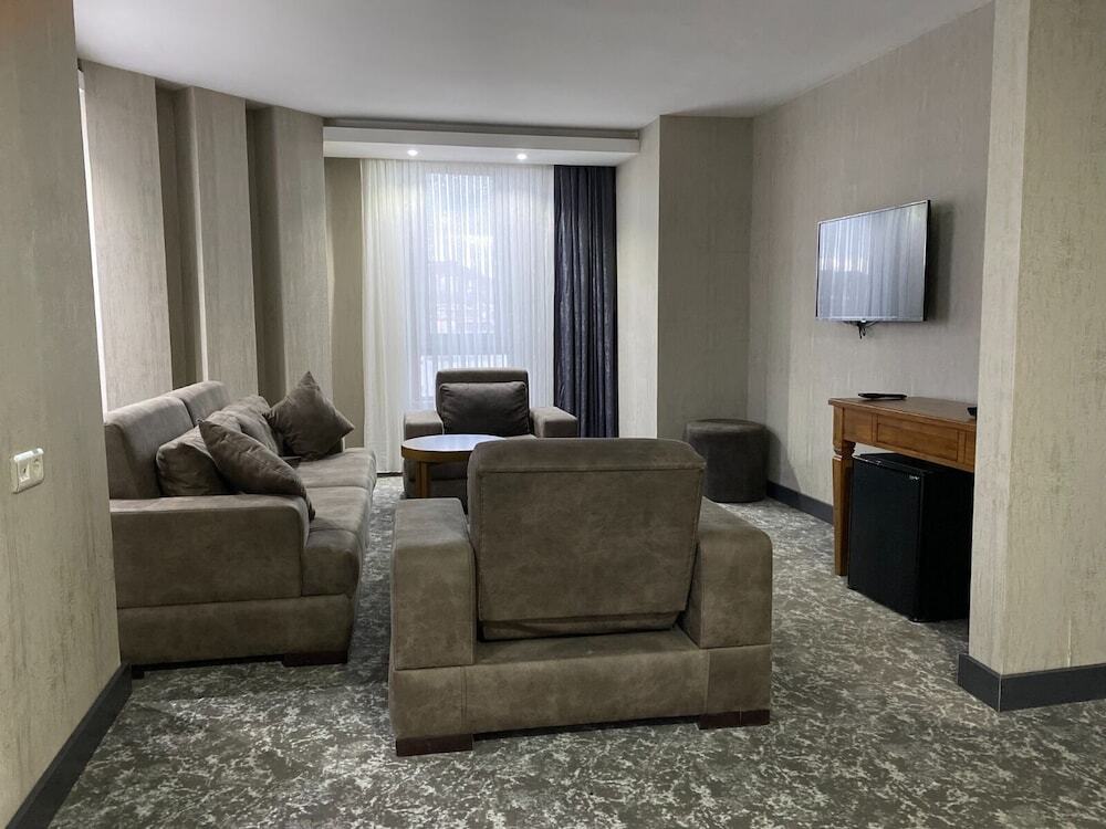Карс: Kale Hotel