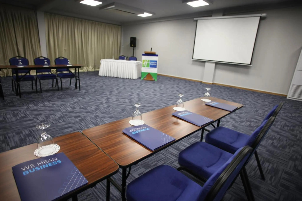 Кушадасы: Holiday Inn Express Manisa - West