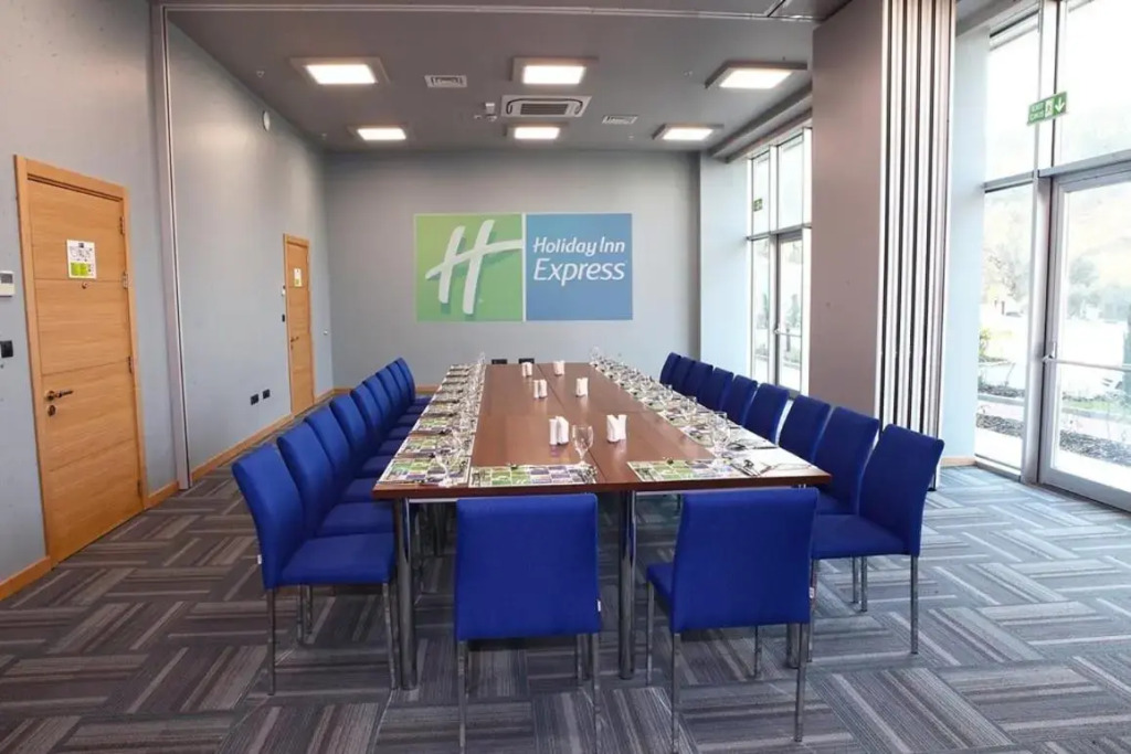 Кушадасы: Holiday Inn Express Manisa - West
