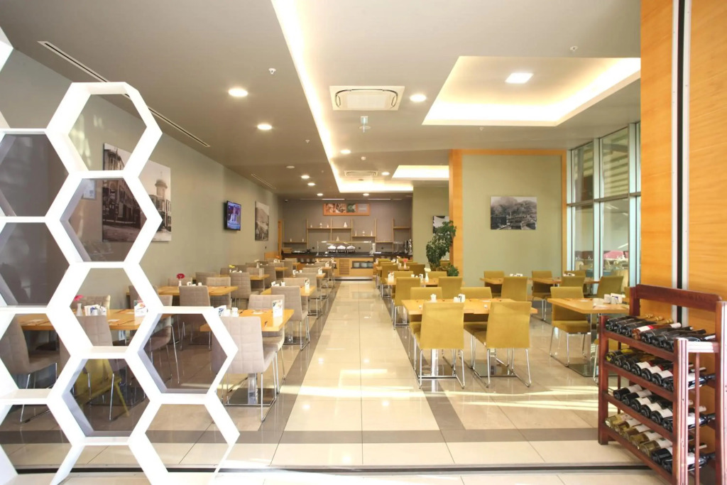 Кушадасы: Holiday Inn Express Manisa - West