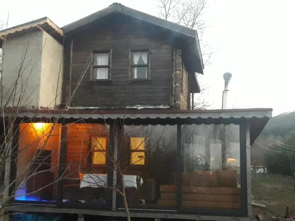Сайл: Vira Garden House