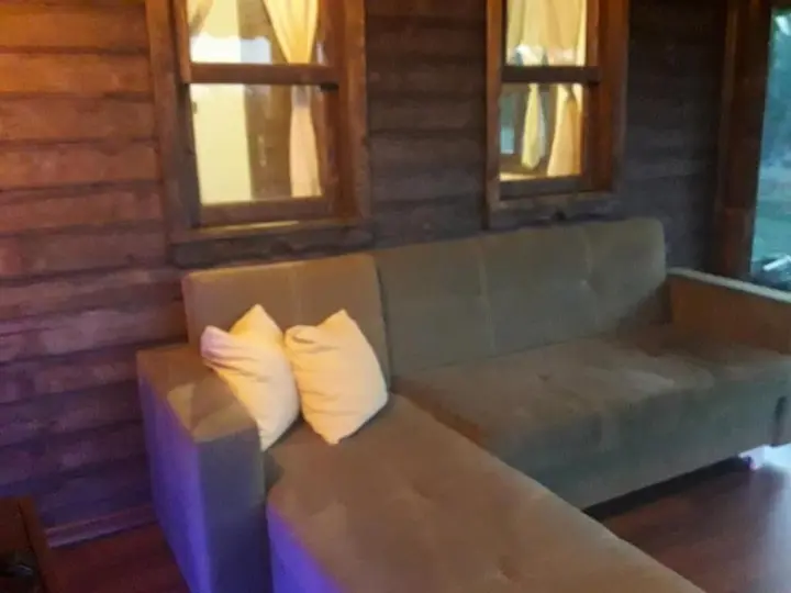 Сайл: Vira Garden House