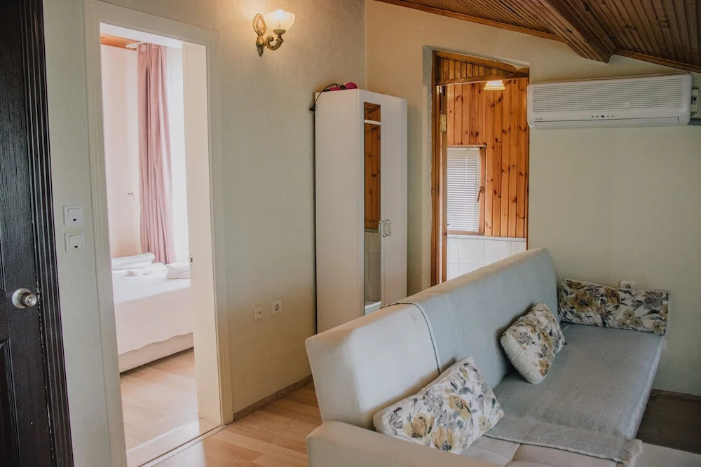 Сайл: Agva Marina Hotel