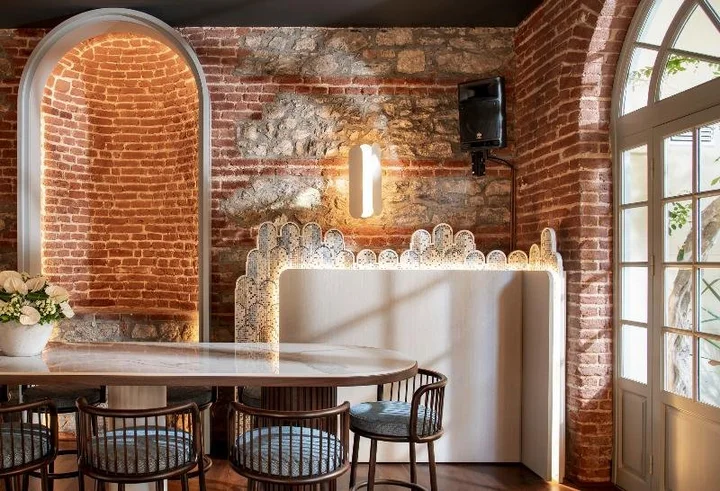 Стамбул: Ecole St Pierre Hotel