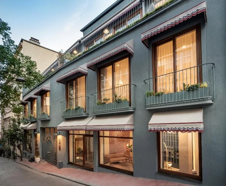 Стамбул: Ecole St Pierre Hotel