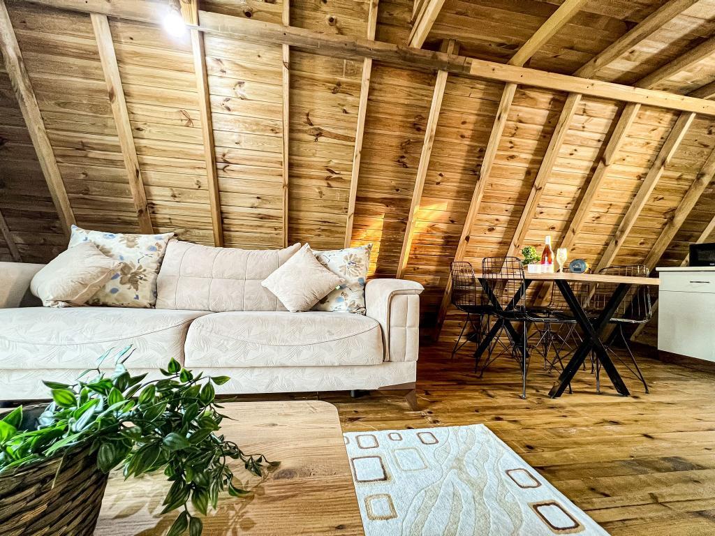 Анталья: Asli Bungalow