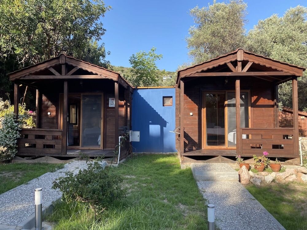 Датча: Dada Bungalows