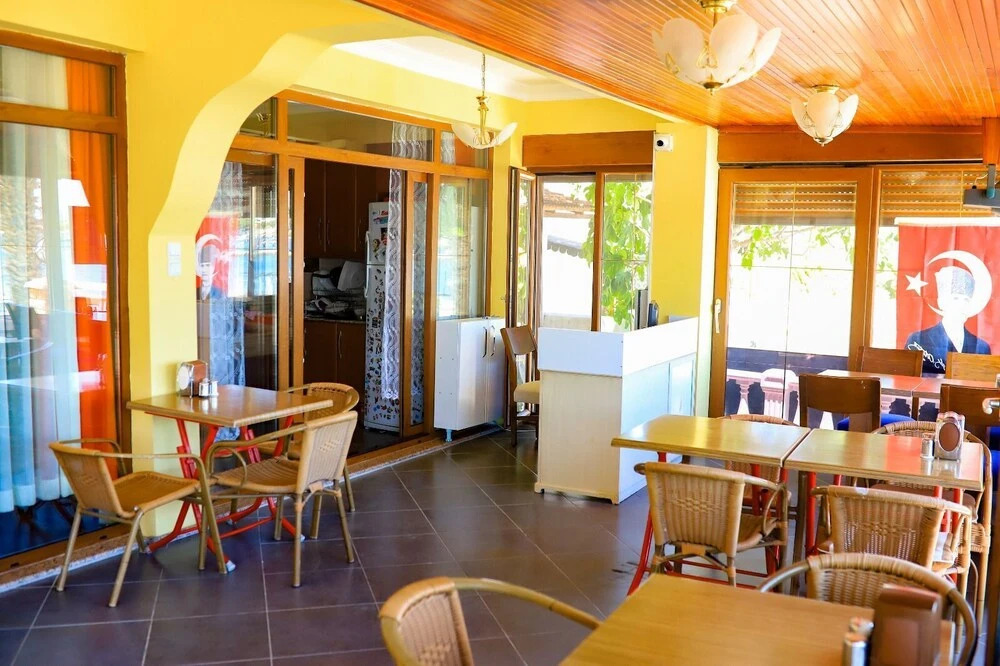 Helvaci: Peri Otel Pansiyon