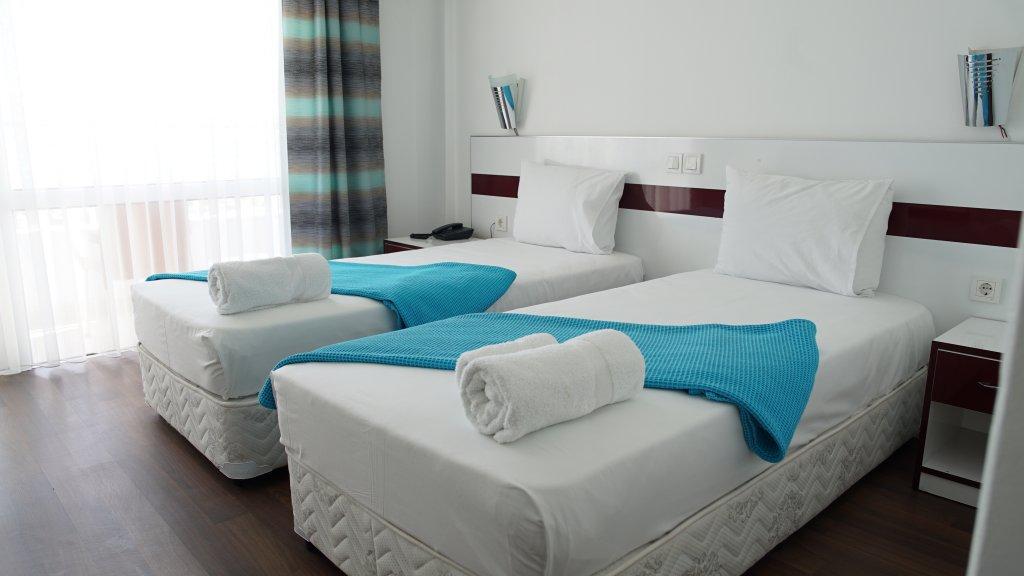 Финике: Hotel Finike Marina