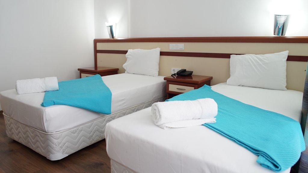 Финике: Hotel Finike Marina