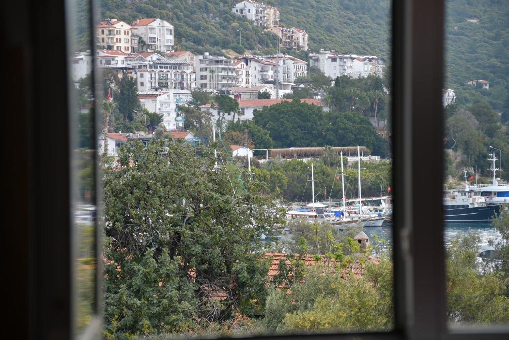 Каш: Yalı Pansiyon