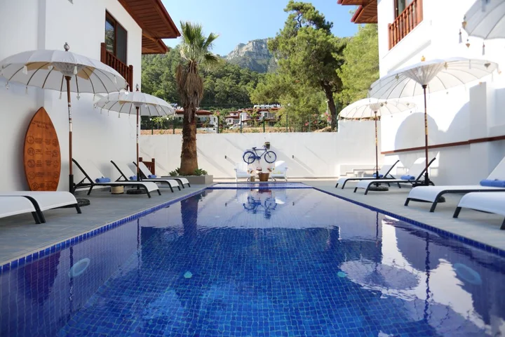 Акьяка: Апарт-отель ALPSUITES PINEHILL