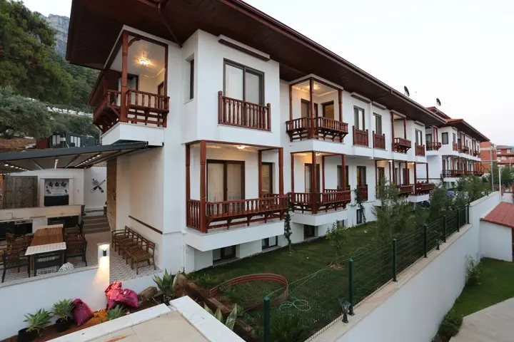 Акьяка: Апарт-отель ALPSUITES PINEHILL