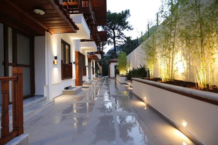 Акьяка: Апарт-отель ALPSUITES PINEHILL