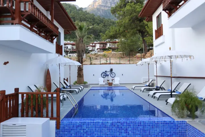 Акьяка: Апарт-отель ALPSUITES PINEHILL