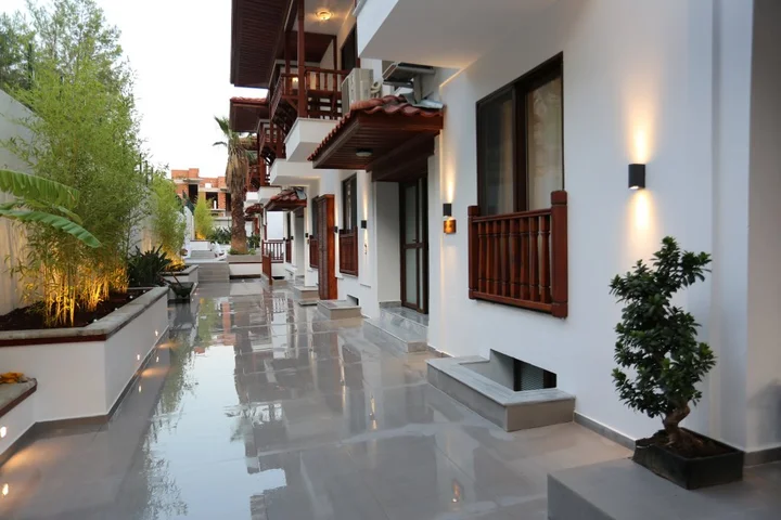 Акьяка: Апарт-отель ALPSUITES PINEHILL