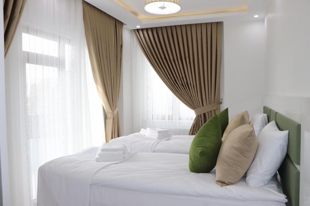 Сарыкамыш: Aladag Otel