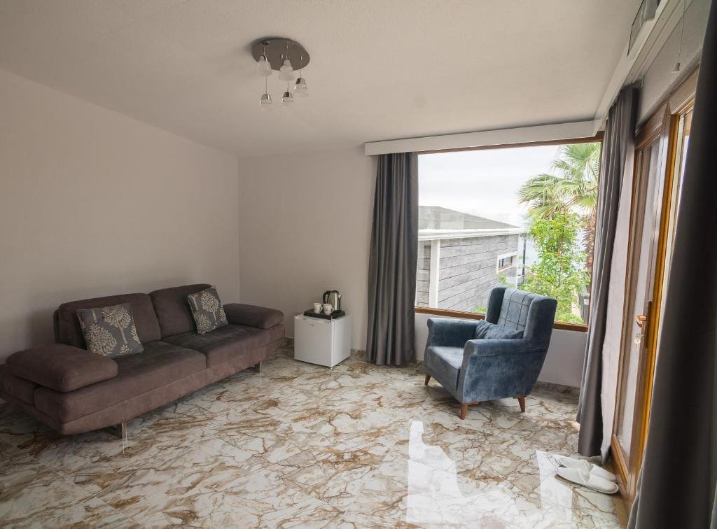 carousel image 5