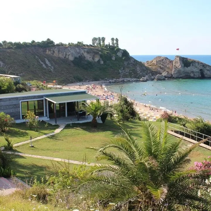 Сайл: Palm Beach Şile Villa Hotels