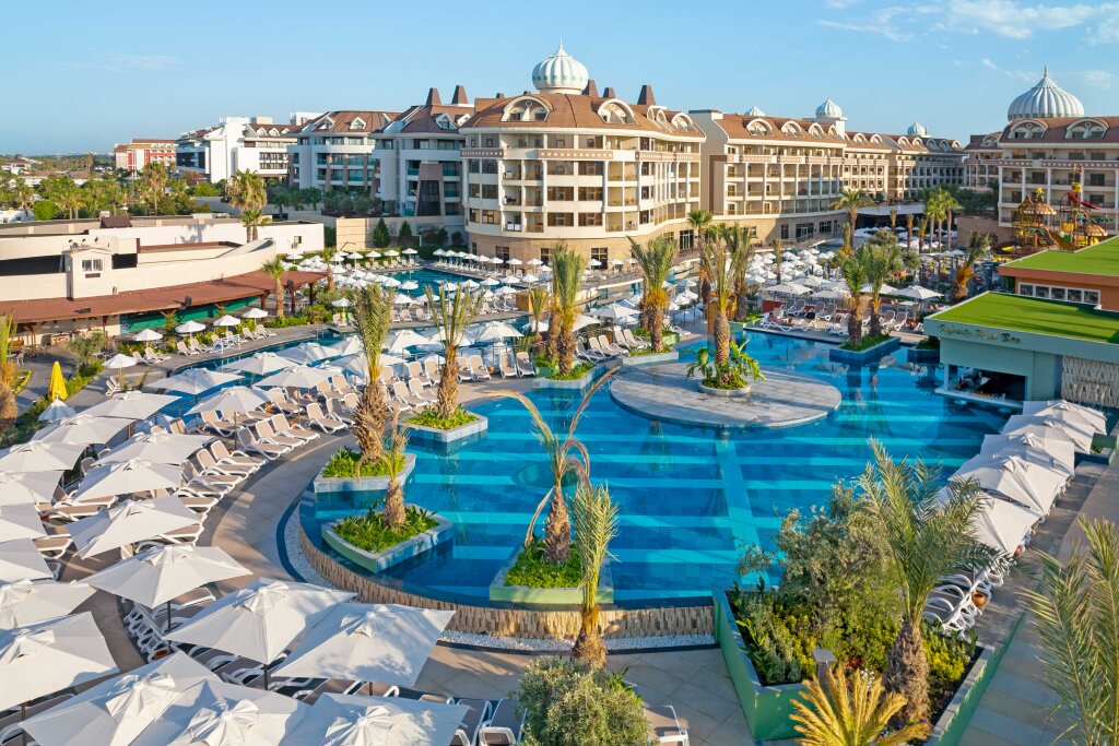 Богазкент: Kirman Belazur Resort & Spa - All Inclusive