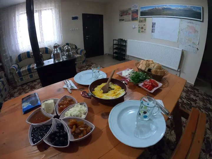 Кукурбаг: Taurus Guest House