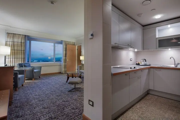 Адана: Adana Hilton SA