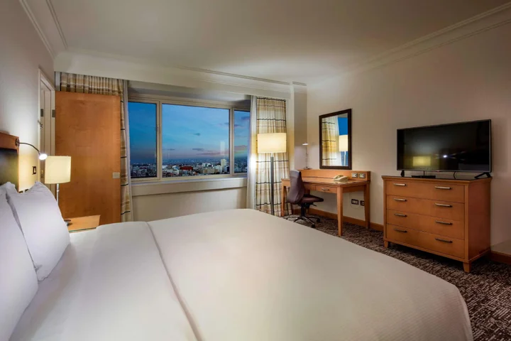 Адана: Adana Hilton SA