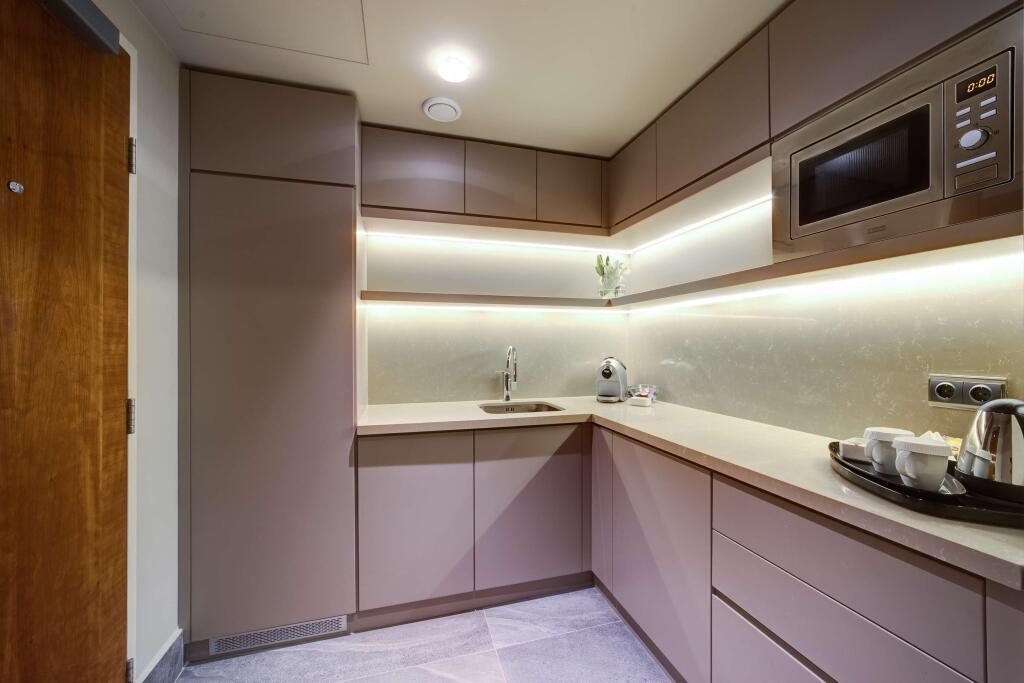 Адана: Adana Hilton SA