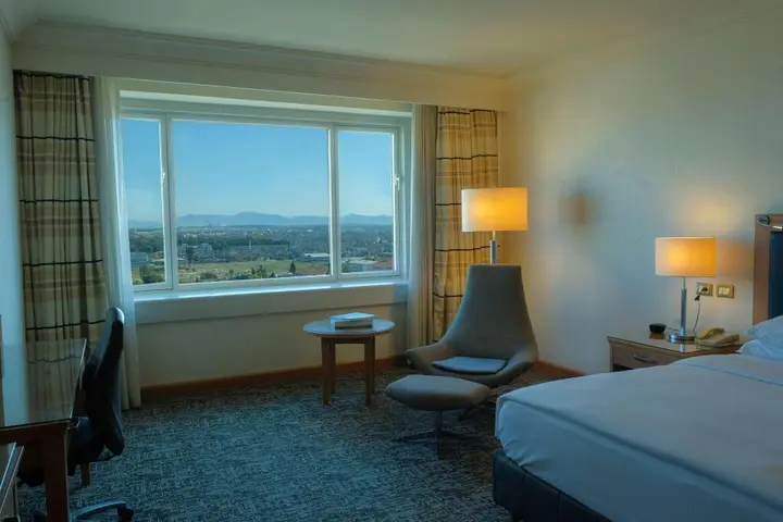 Адана: Adana Hilton SA
