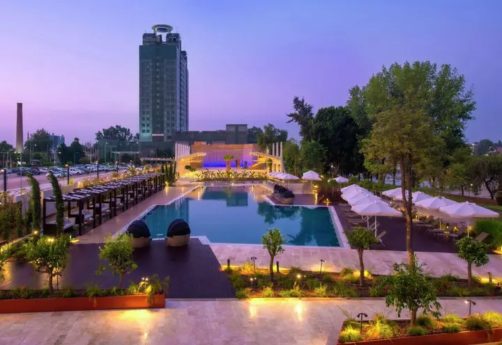 Адана: Adana Hilton SA