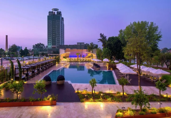 Адана: Adana Hilton SA
