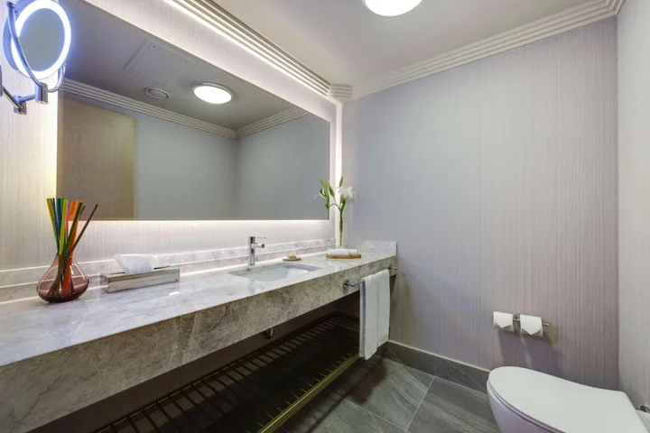 Адана: Adana Hilton SA