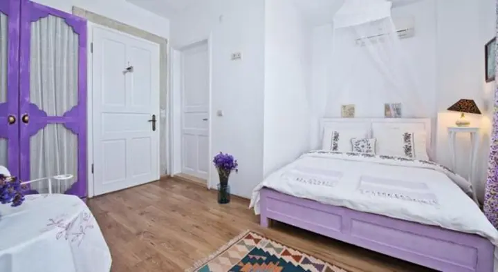 Чешме: Kesre Otel Alacati