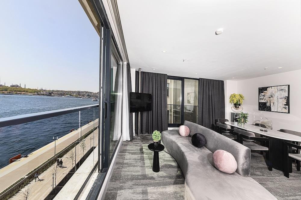 Стамбул: Отель Pera Bosphorus