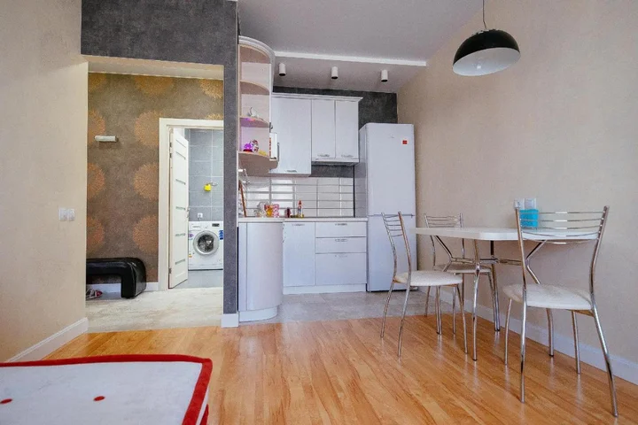 Сыктывкар: Appartments on Karla Marksa