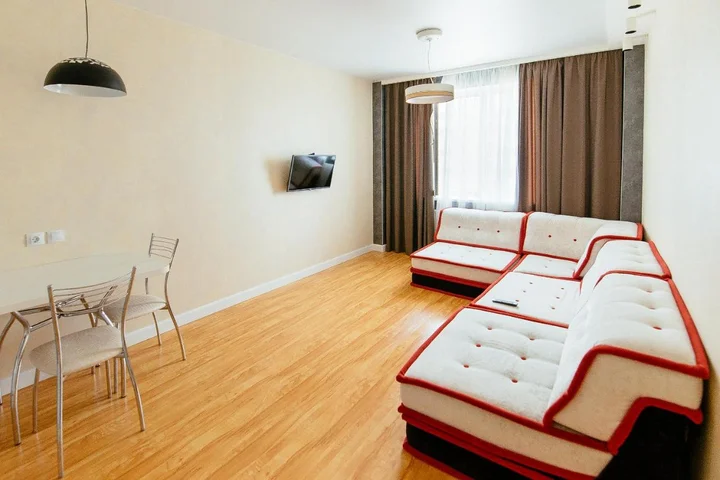 Сыктывкар: Appartments on Karla Marksa