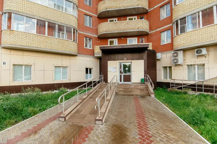 Сыктывкар: Appartments on Karla Marksa