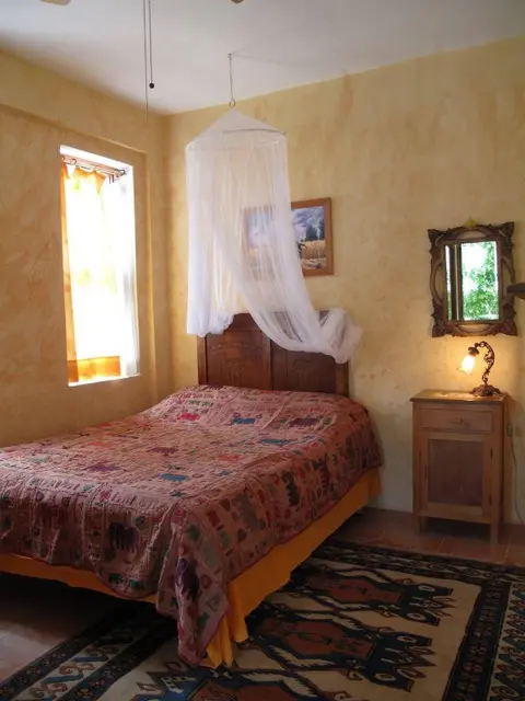Кумлуджа: Daphne House