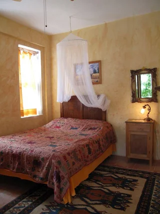 Кумлуджа: Daphne House
